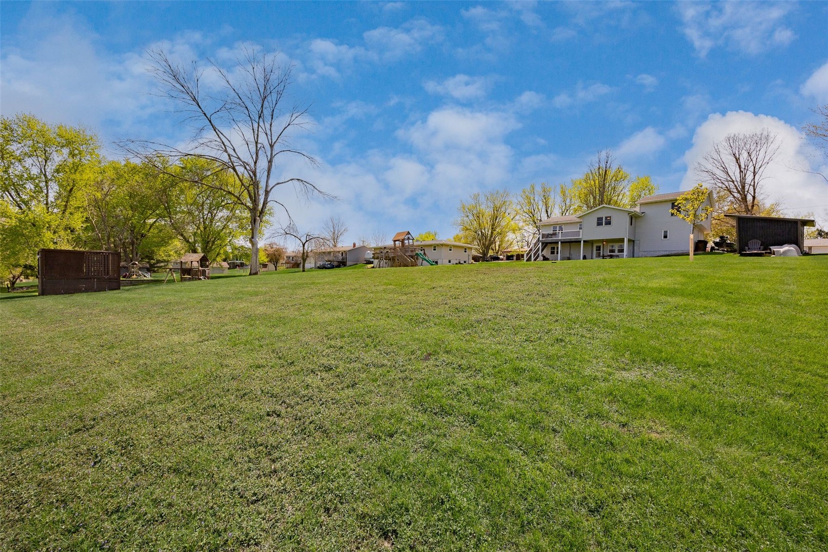 3272 Coral Avenue NE Solon IA 52333