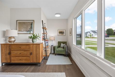 815 16th Avenue SW Mt Vernon IA 52314