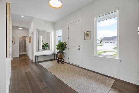 815 16th Avenue SW Mt Vernon IA 52314
