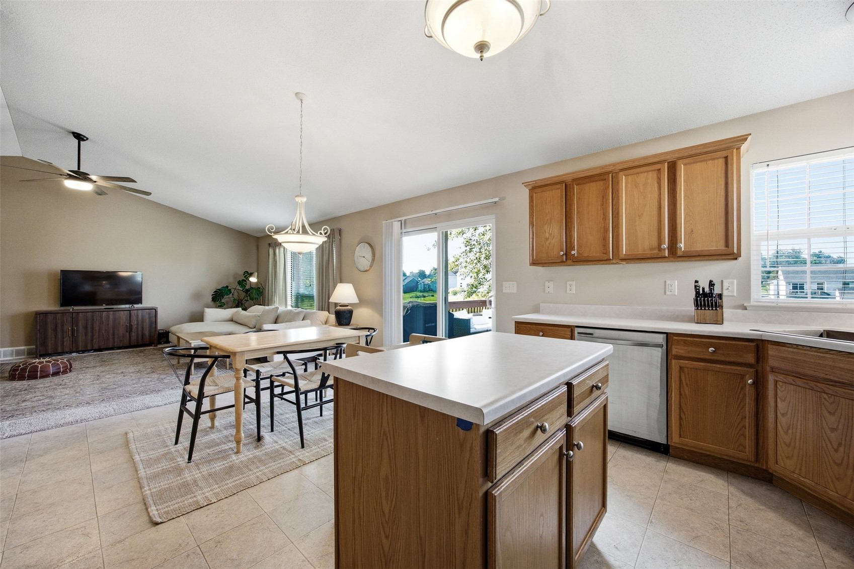 2821 28th Avenue SW Cedar Rapids IA 52404