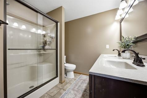 2821 28th Avenue SW Cedar Rapids IA 52404