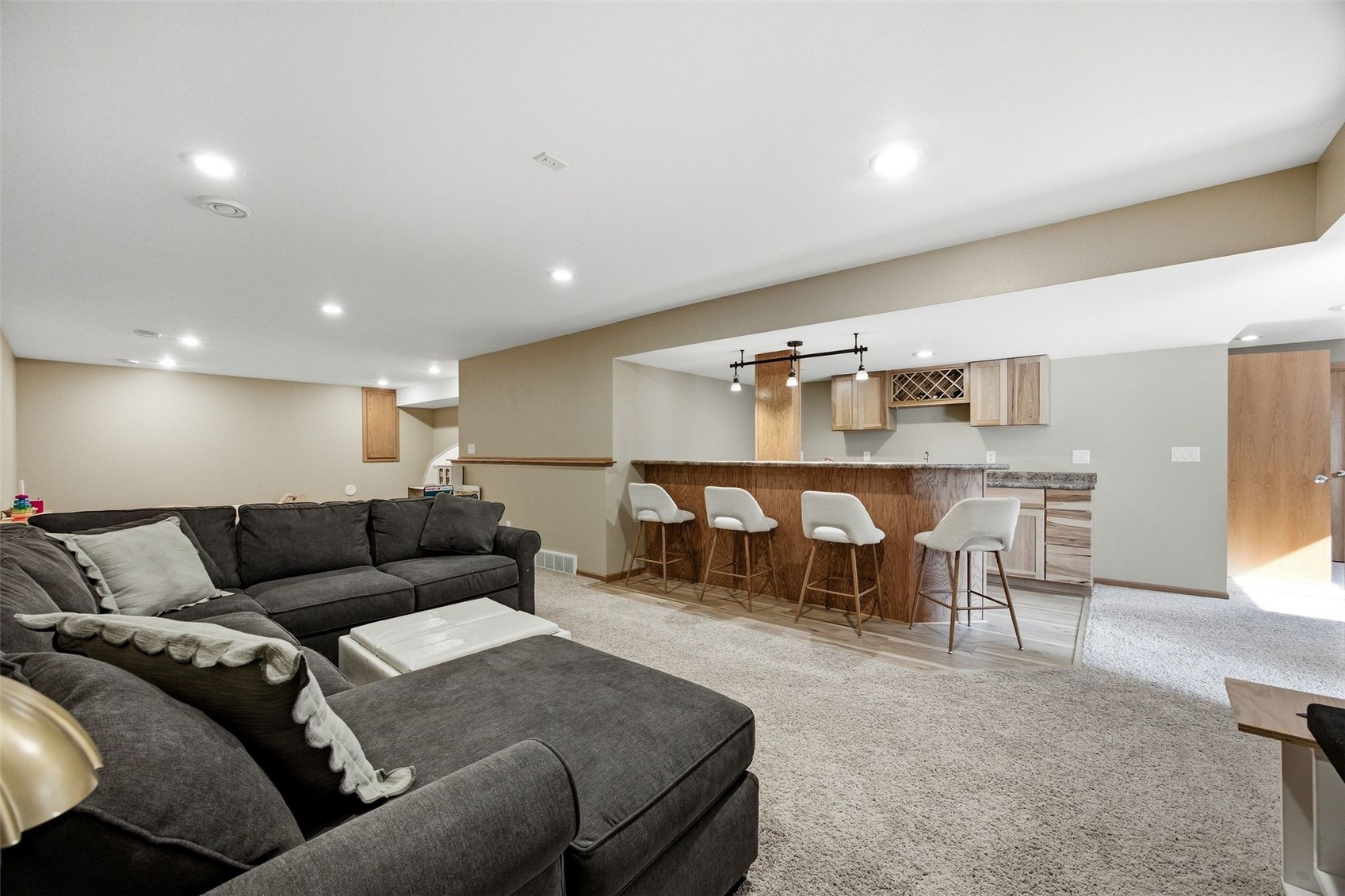 2821 28th Avenue SW Cedar Rapids IA 52404