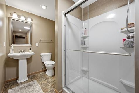 2821 28th Avenue SW Cedar Rapids IA 52404