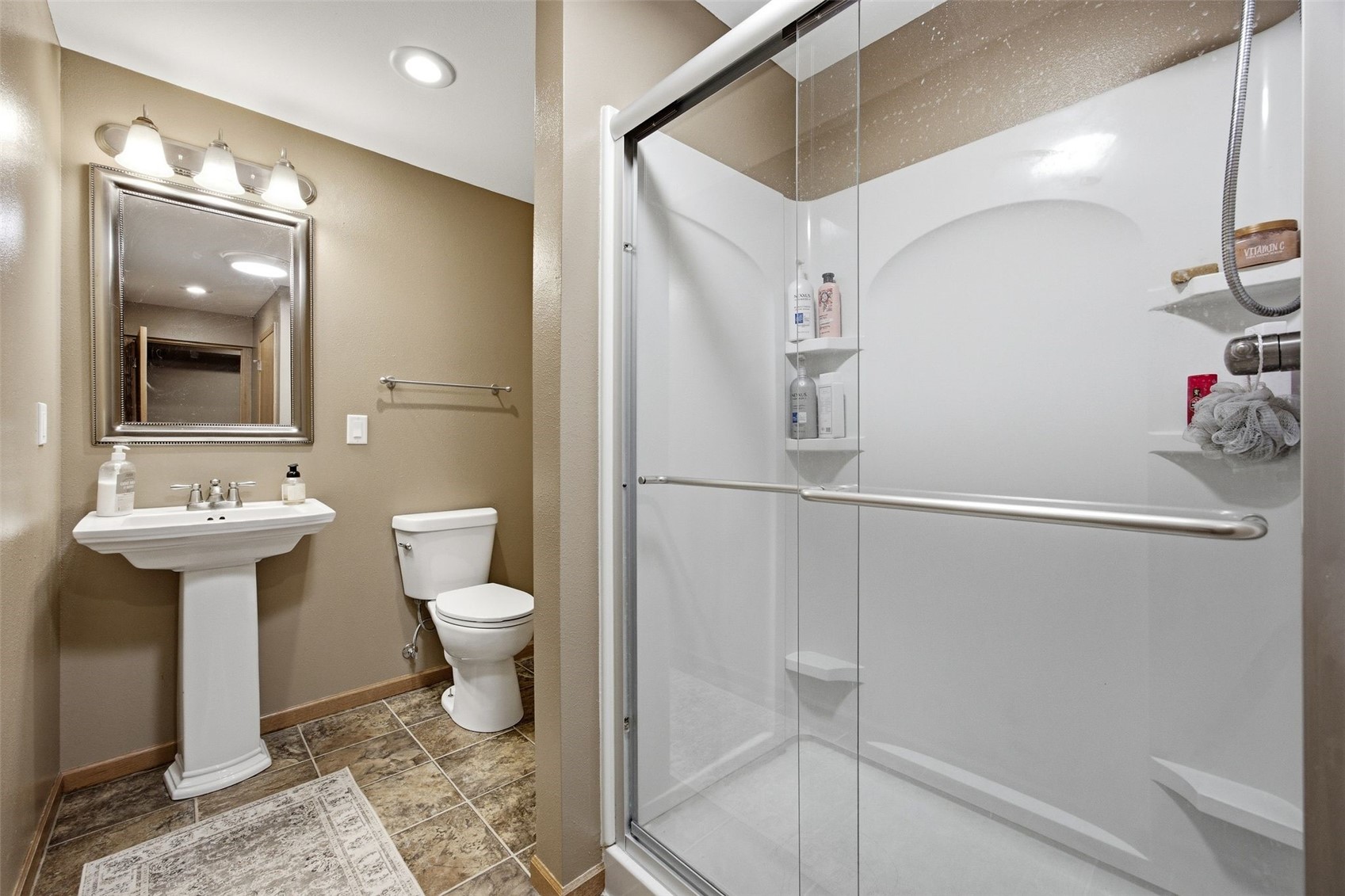 2821 28th Avenue SW Cedar Rapids IA 52404