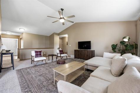 2821 28th Avenue SW Cedar Rapids IA 52404