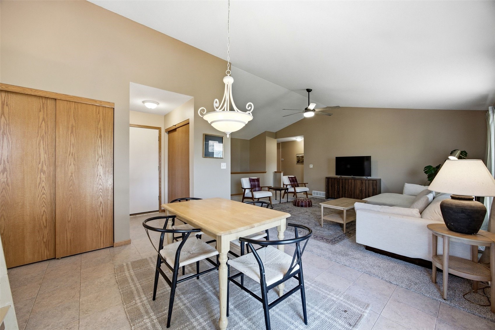 2821 28th Avenue SW Cedar Rapids IA 52404