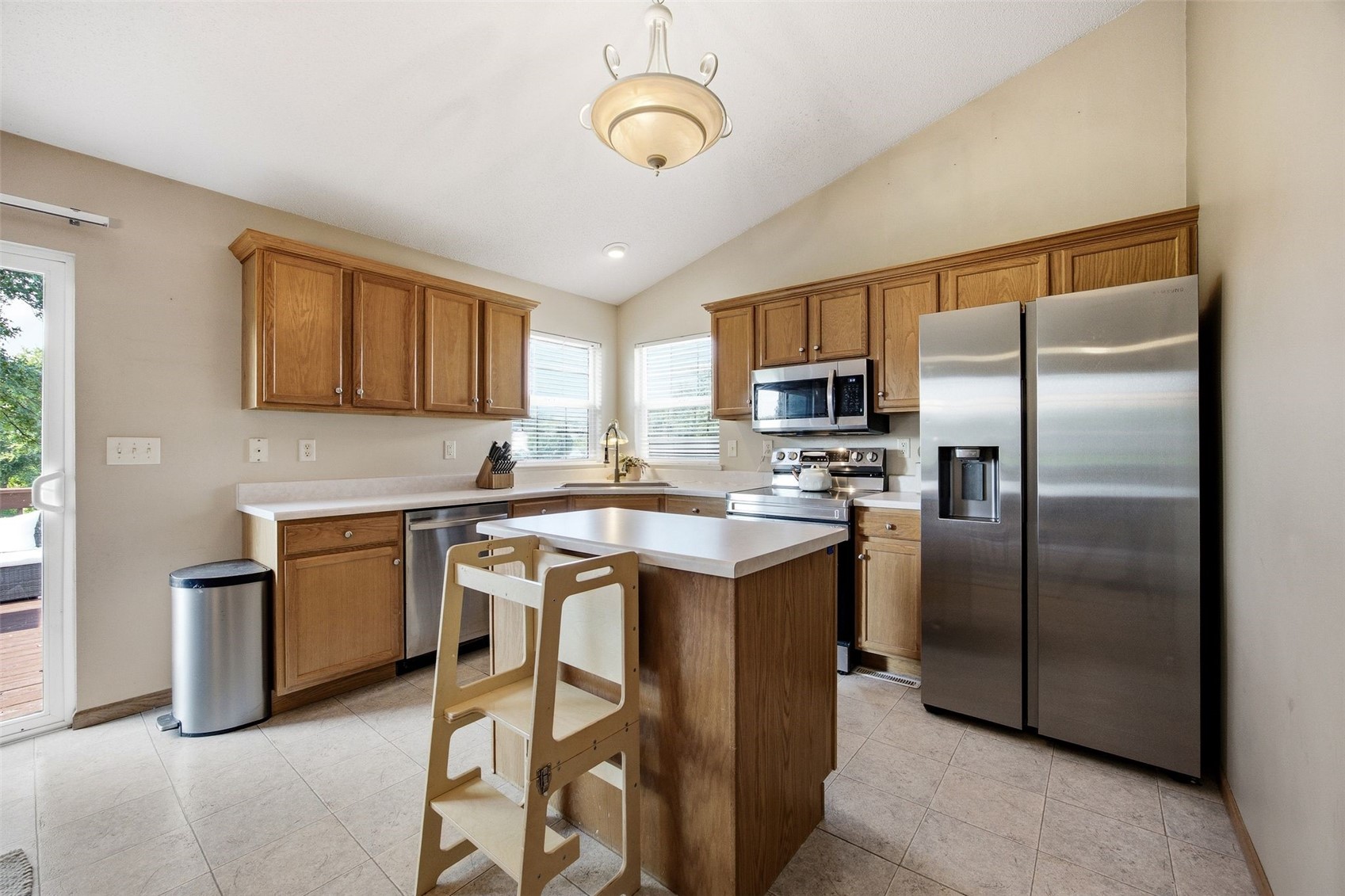 2821 28th Avenue SW Cedar Rapids IA 52404