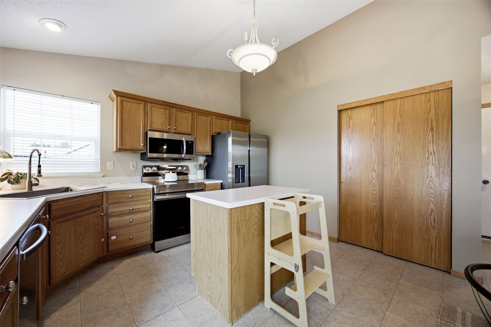 2821 28th Avenue SW Cedar Rapids IA 52404