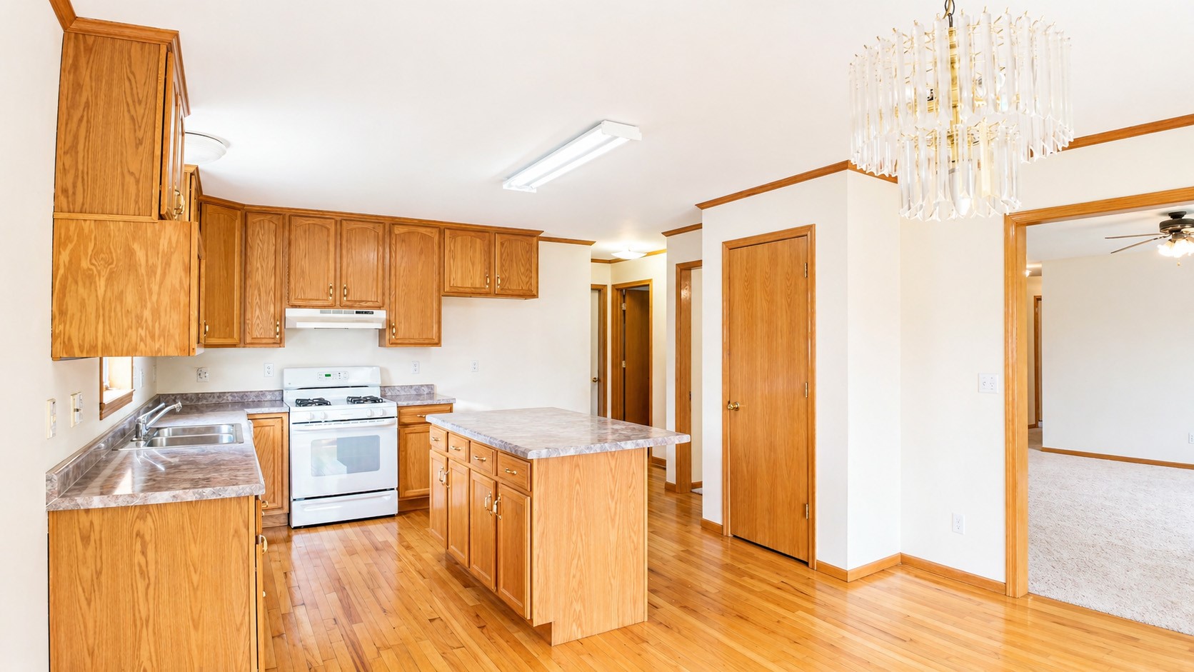 2416 C Street SW Cedar Rapids IA 52404