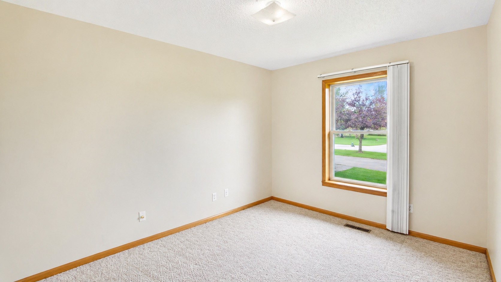2416 C Street SW Cedar Rapids IA 52404