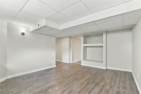 3120 E Avenue NE Cedar Rapids IA 52402