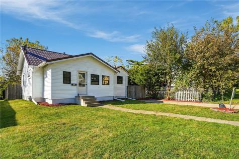 3120 E Avenue NE Cedar Rapids IA 52402