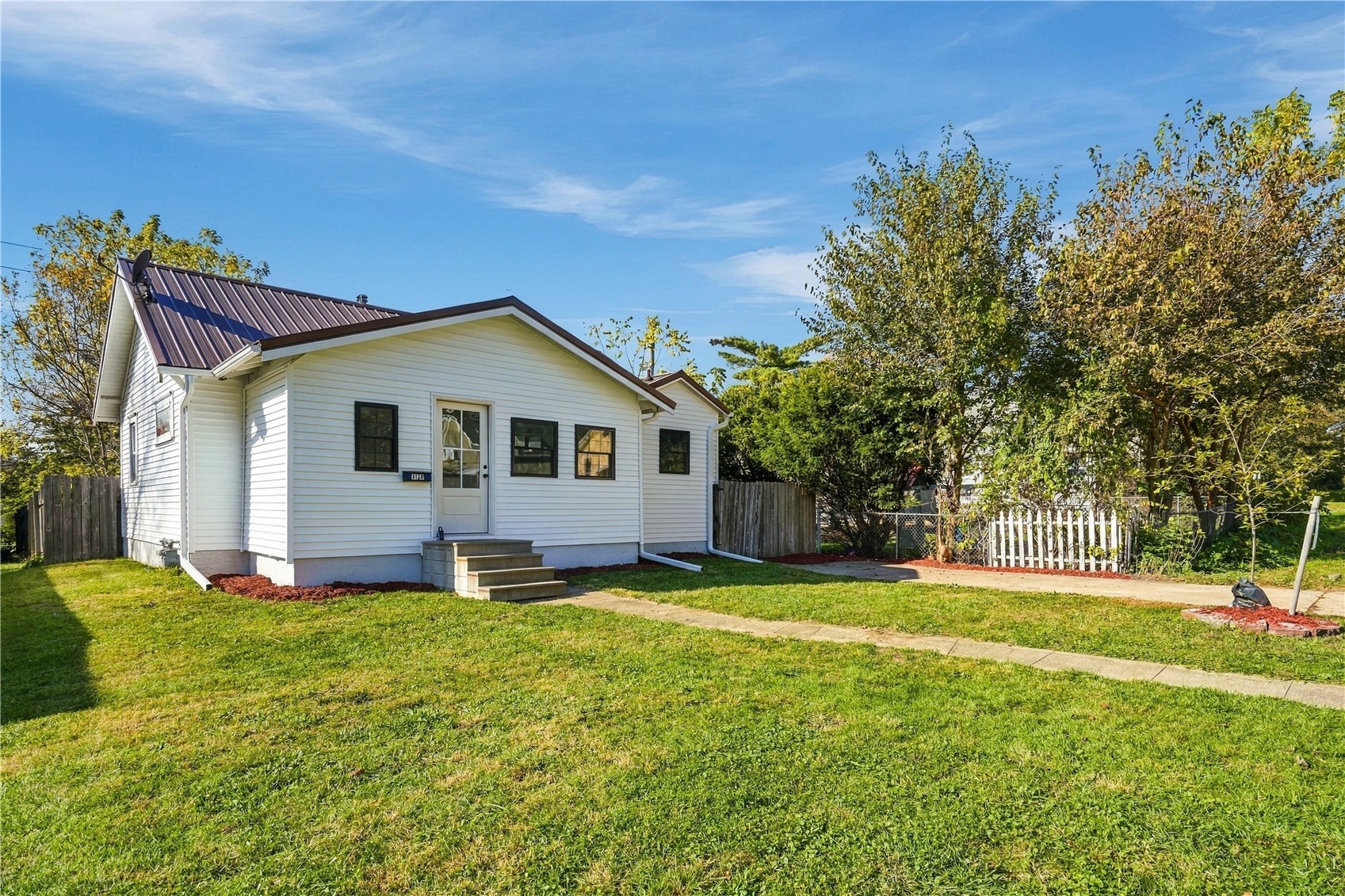 3120 E Avenue NE Cedar Rapids IA 52402