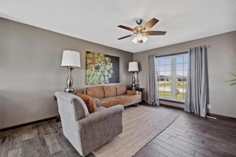 4401 Lantern Court Marion IA 52302