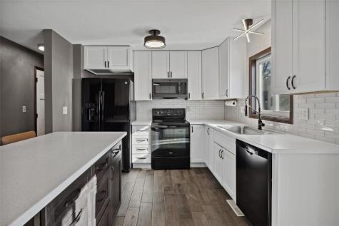 4401 Lantern Court Marion IA 52302