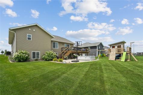 1202 Cedar Springs Drive Marion IA 52302