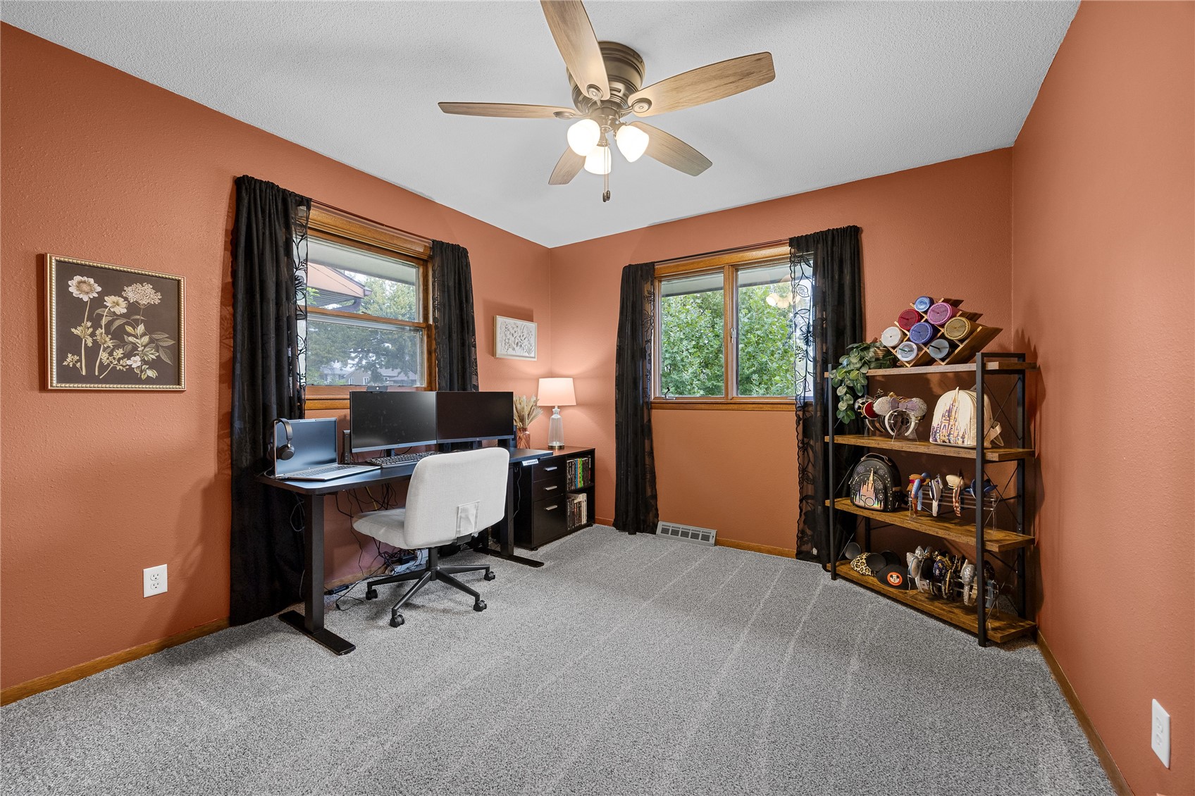 1617 Sierra Drive NE Cedar Rapids IA 52402