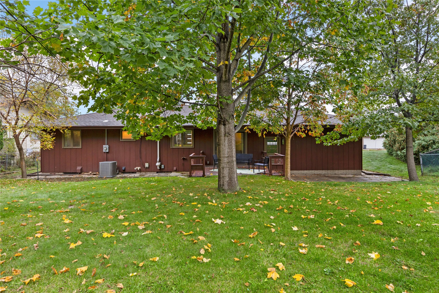 1617 Sierra Drive NE Cedar Rapids IA 52402