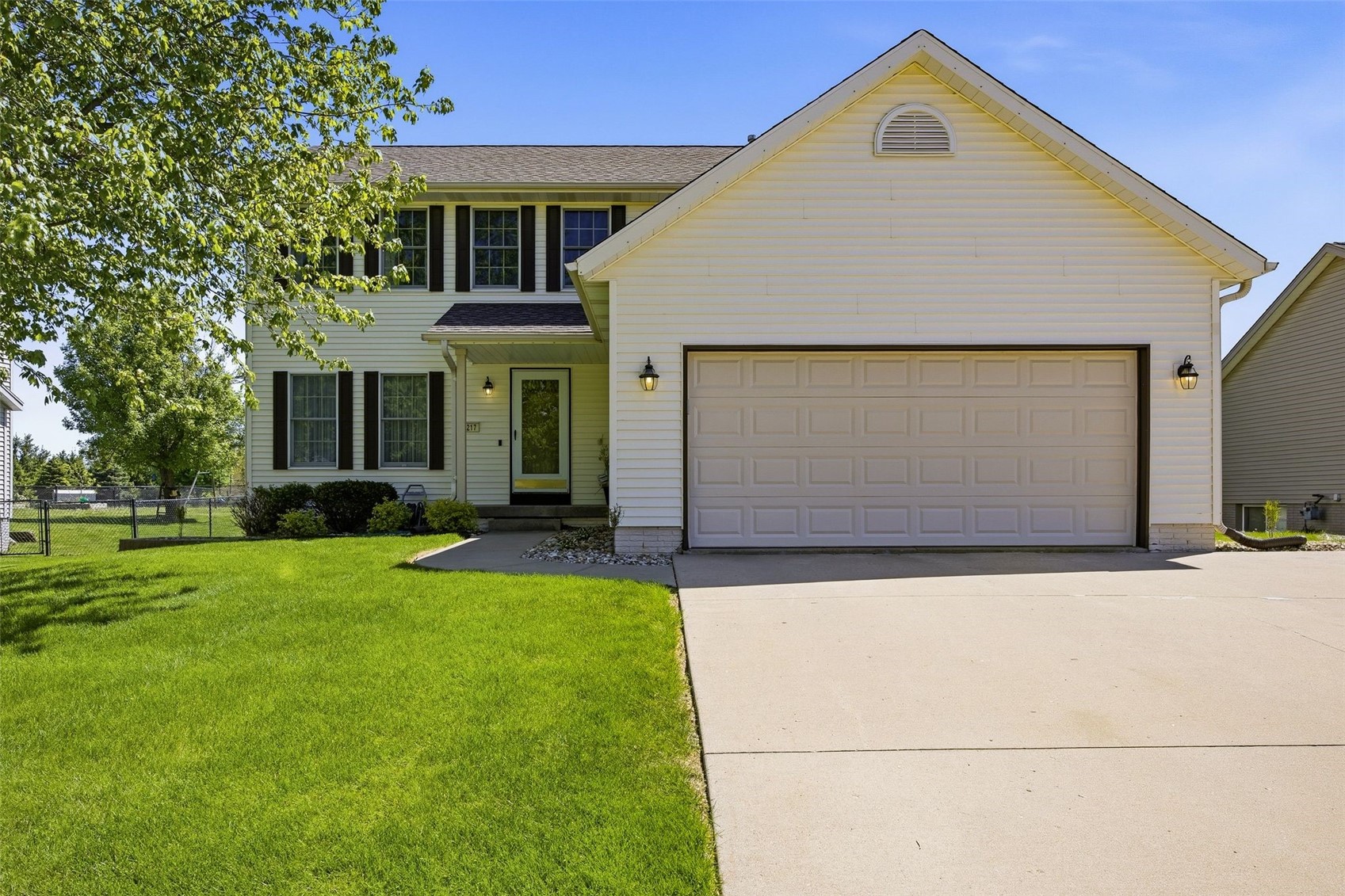 1217 Acacia Drive NE Cedar Rapids IA 52402