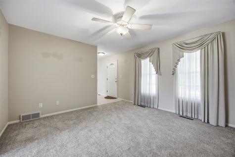 1217 Acacia Drive NE Cedar Rapids IA 52402
