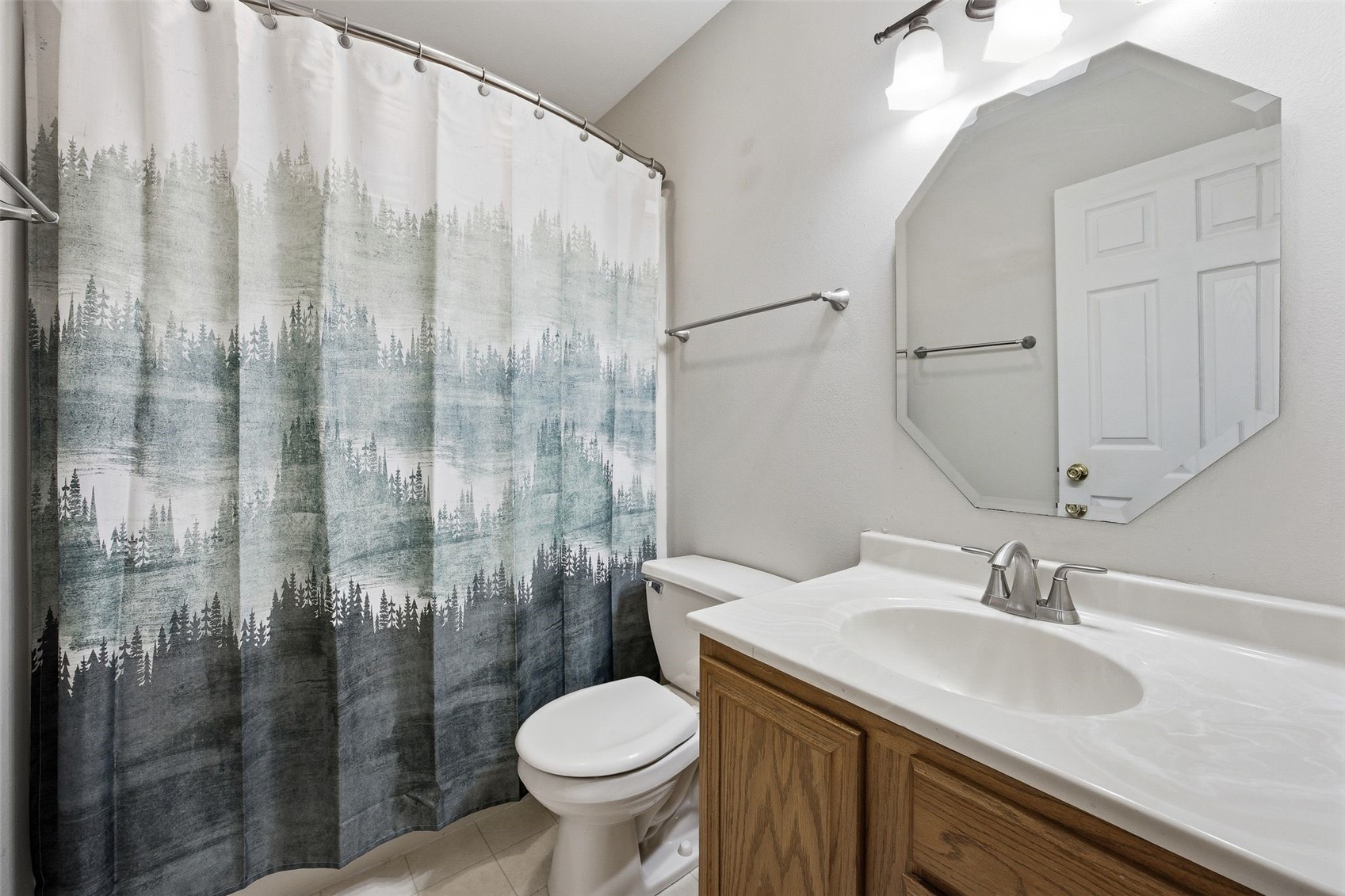 1217 Acacia Drive NE Cedar Rapids IA 52402