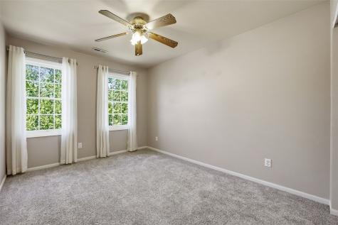 1217 Acacia Drive NE Cedar Rapids IA 52402
