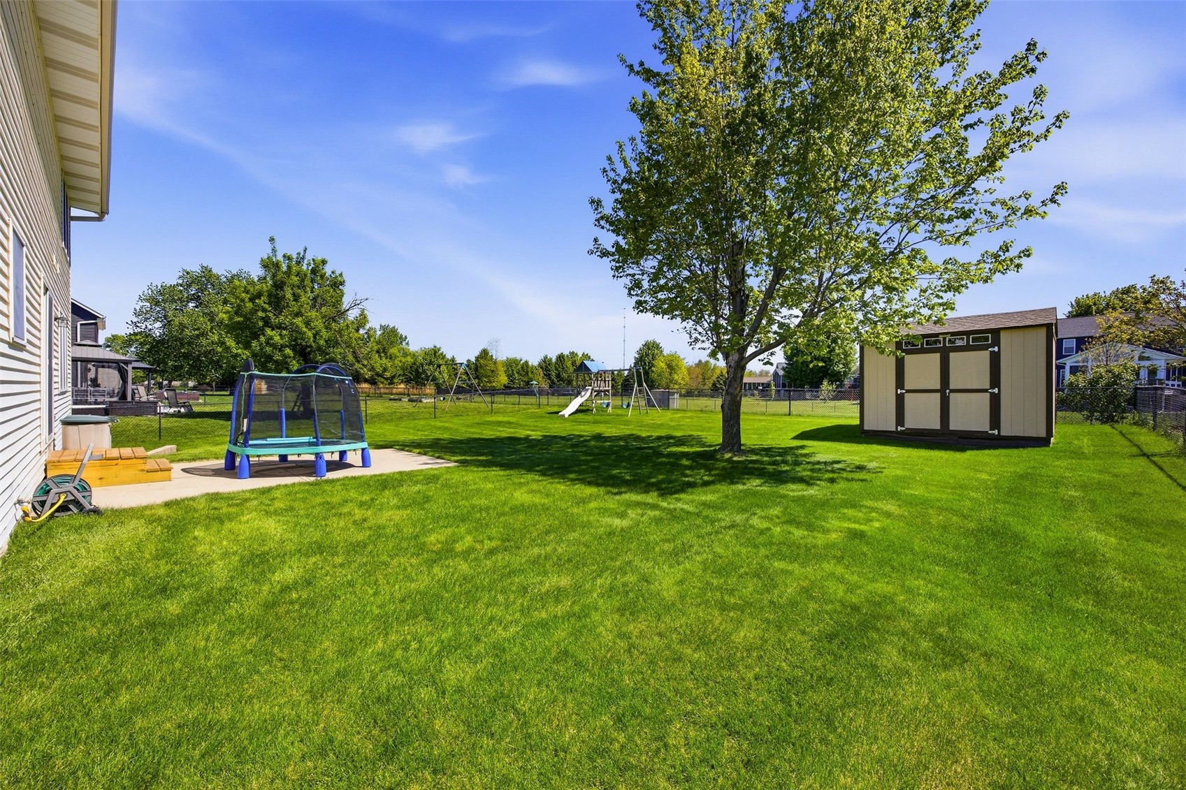 1217 Acacia Drive NE Cedar Rapids IA 52402