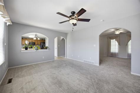 1217 Acacia Drive NE Cedar Rapids IA 52402
