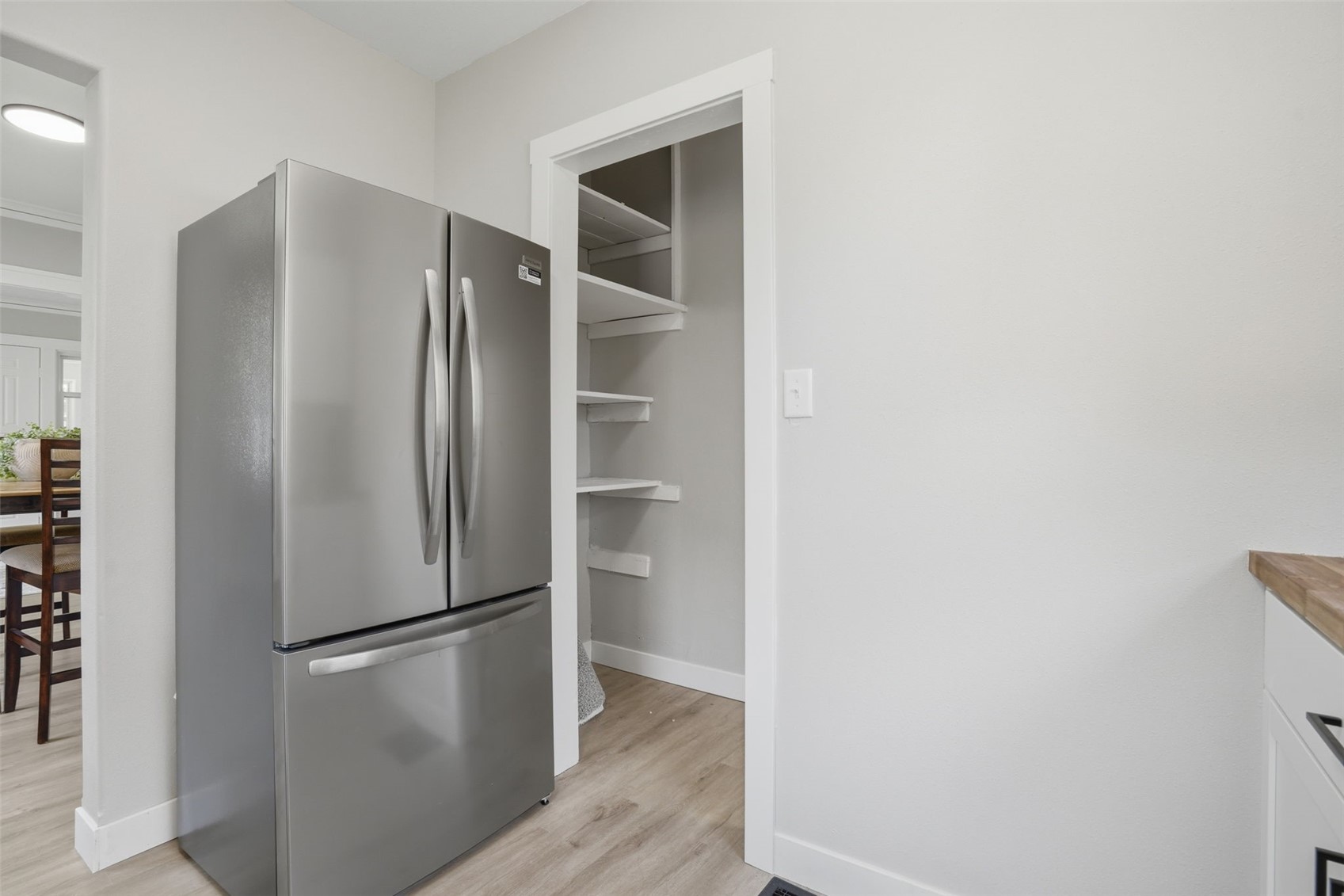 916 Daniels NE Cedar Rapids IA 52402