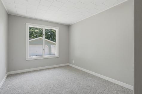 916 Daniels NE Cedar Rapids IA 52402