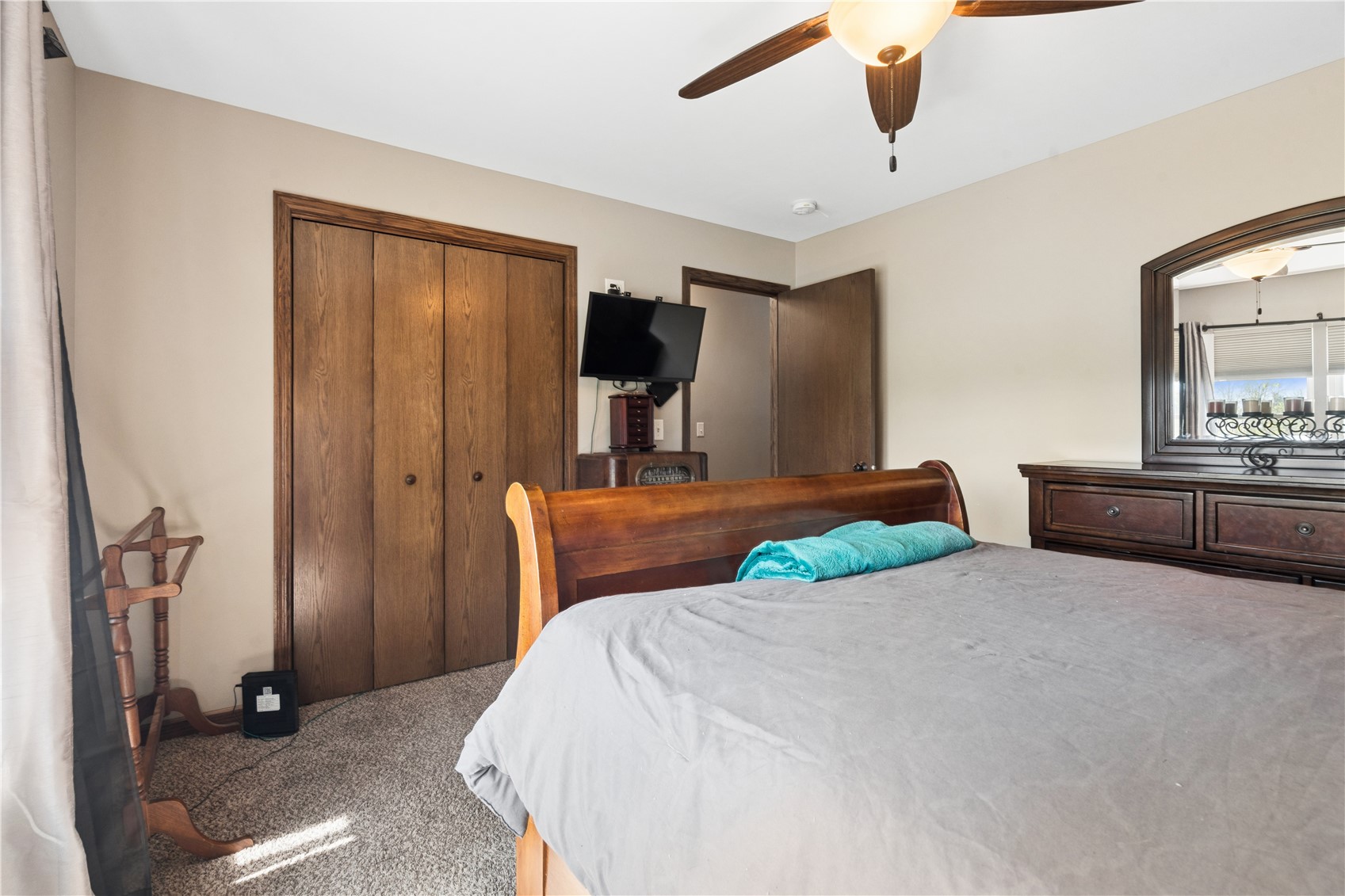 2425 Kenway Boulevard SW Cedar Rapids IA 52404