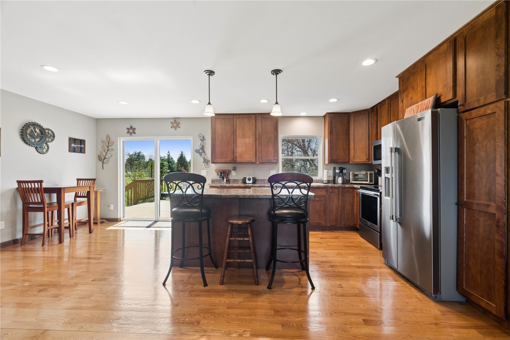 2425 Kenway Boulevard SW Cedar Rapids IA 52404