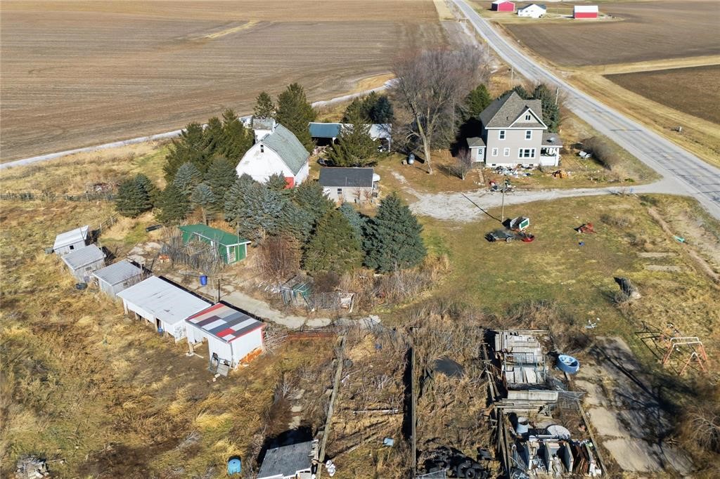2292 Highway V18 Clutier IA 52217