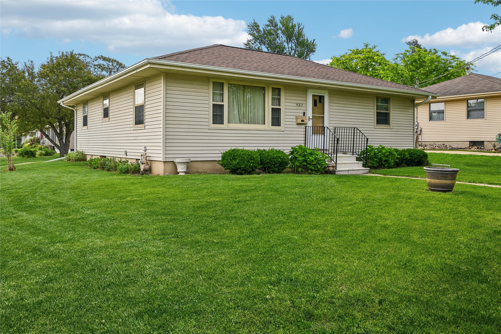 467 18th Street NW Cedar Rapids IA 52405