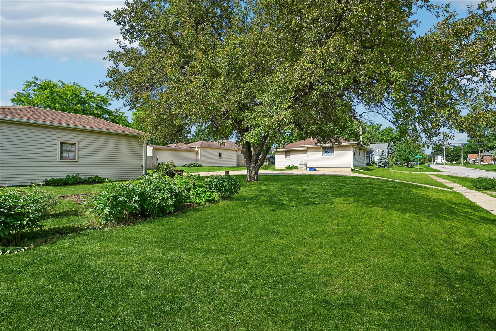 467 18th Street NW Cedar Rapids IA 52405