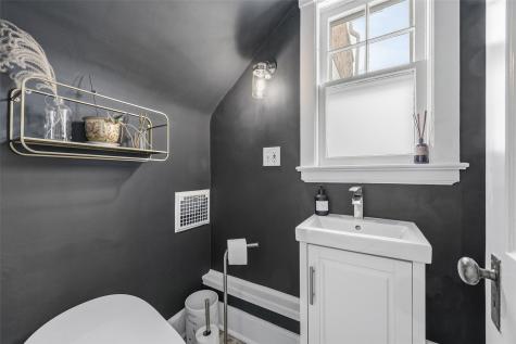 8 Bella Vista Iowa City IA 52245