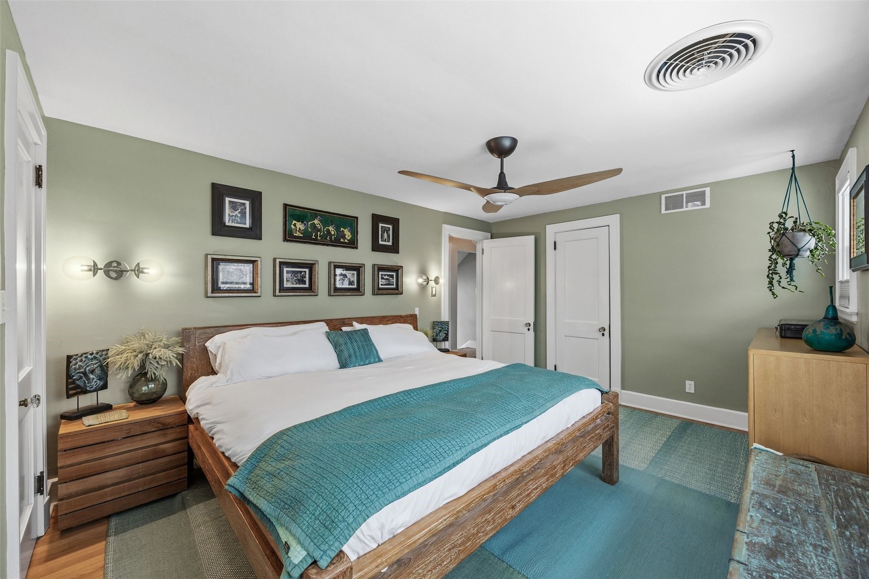 8 Bella Vista Iowa City IA 52245