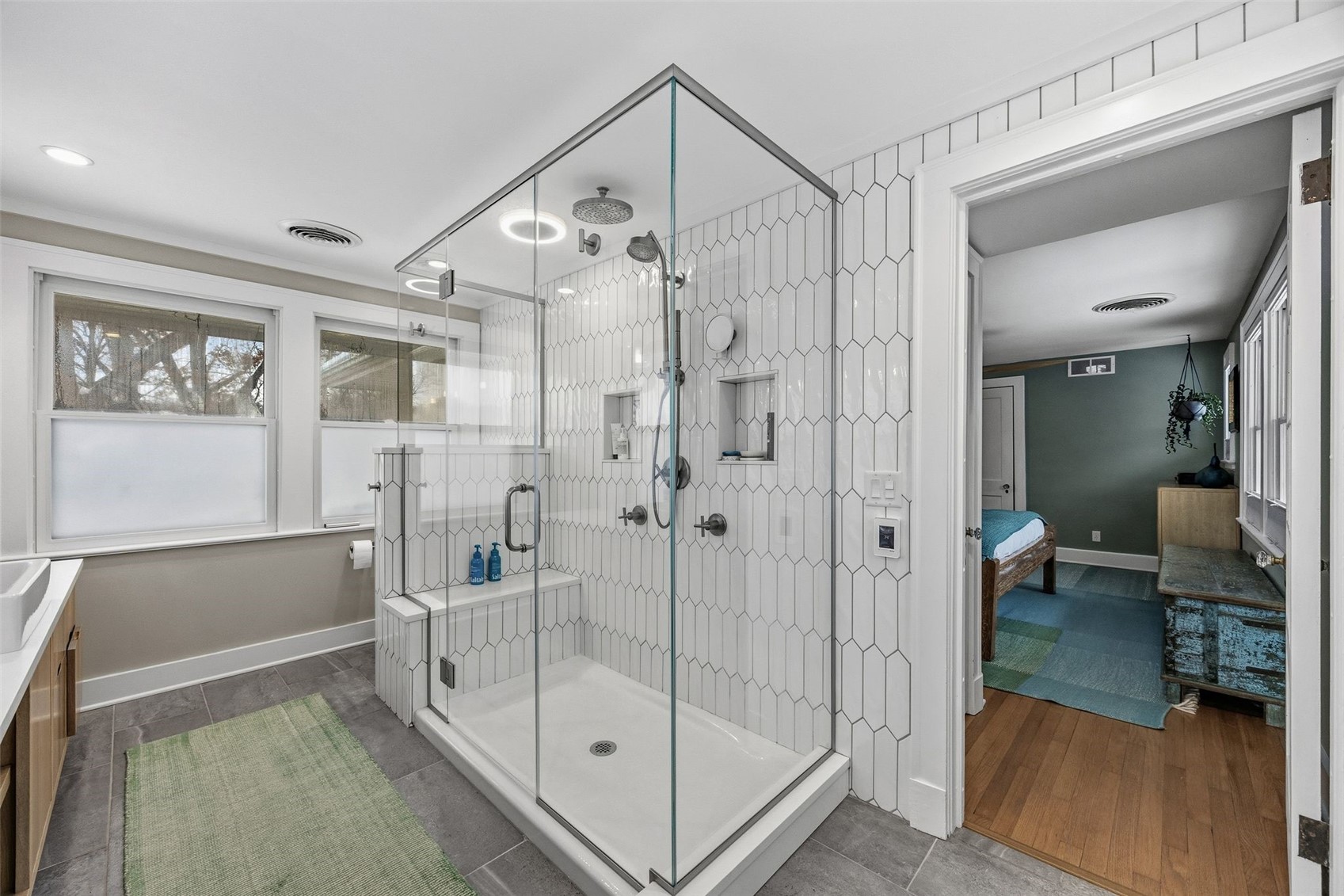 8 Bella Vista Iowa City IA 52245