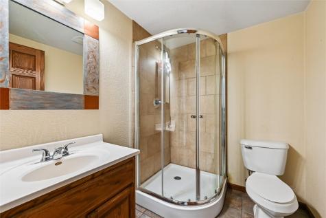 3113 Clover Drive SW Cedar Rapids IA 52404