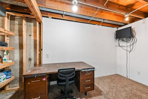 3113 Clover Drive SW Cedar Rapids IA 52404