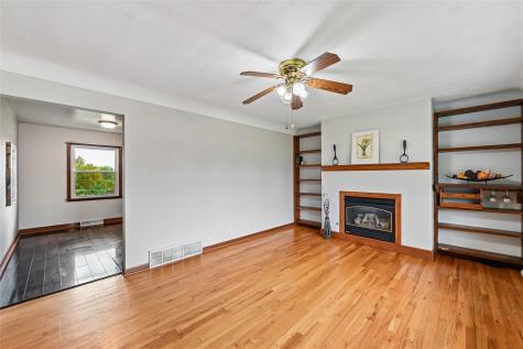 3113 Clover Drive SW Cedar Rapids IA 52404