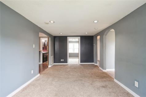 908 8th Avenue Marion IA 52302