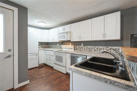 908 8th Avenue Marion IA 52302