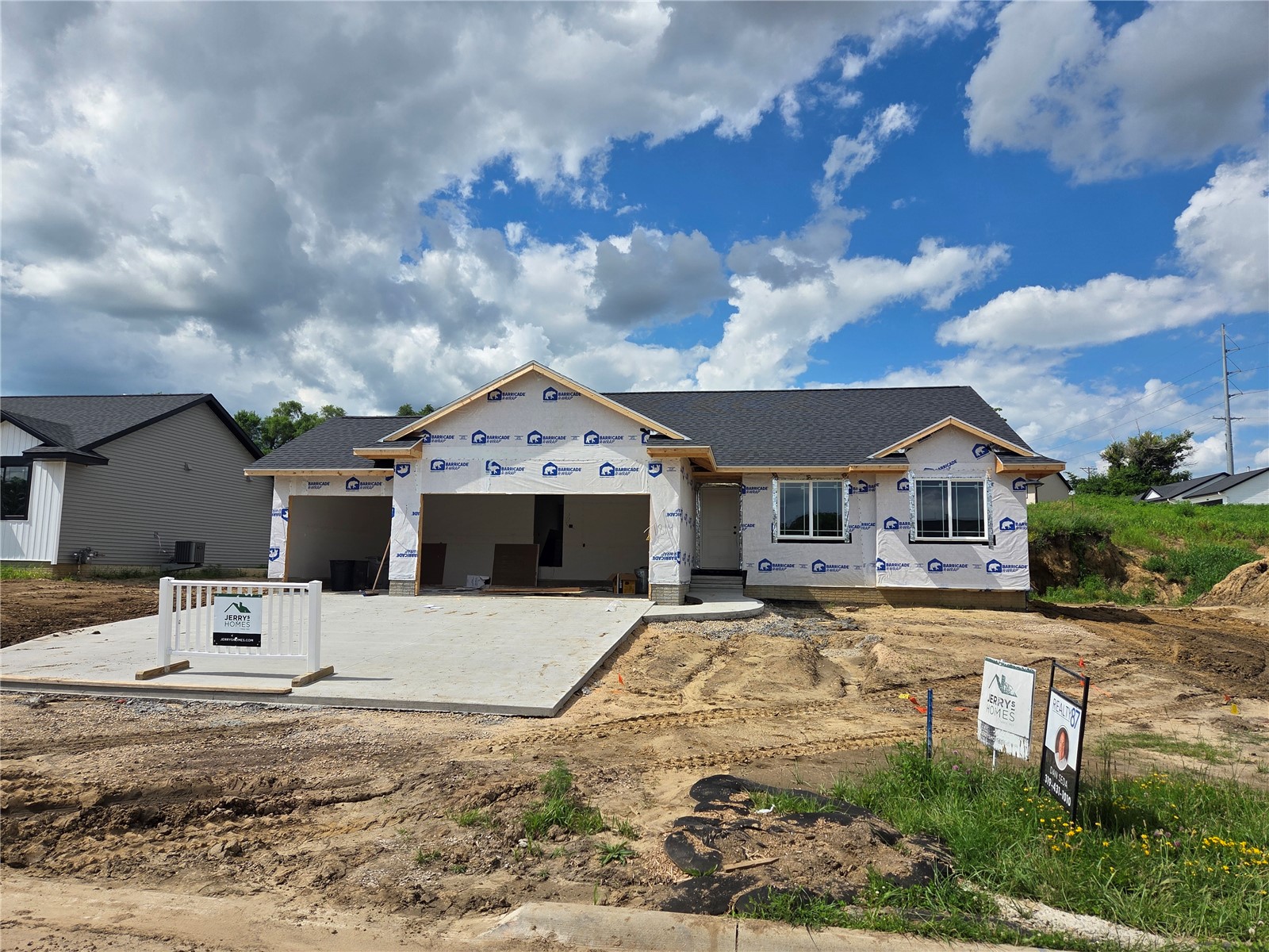 1814 Shady Grove Road SW Cedar Rapids IA 52404