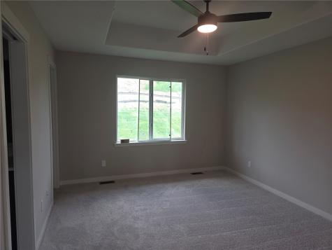 1814 Shady Grove Road SW Cedar Rapids IA 52404