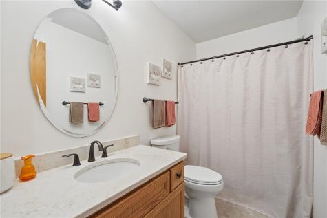 3720 Monarch Avenue Marion IA 52302