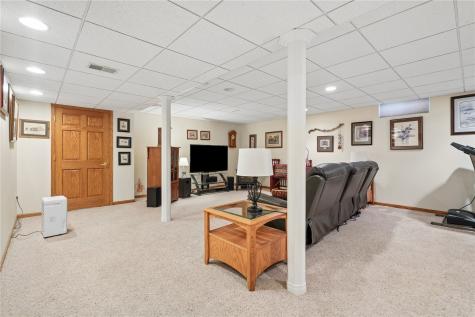 3720 Monarch Avenue Marion IA 52302