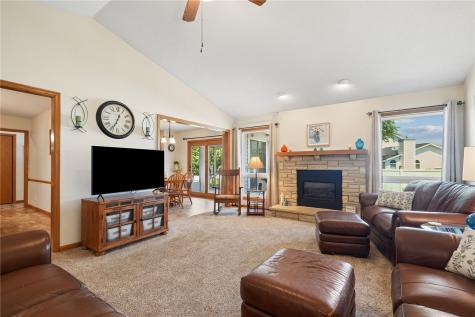 3720 Monarch Avenue Marion IA 52302