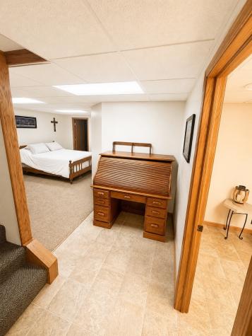 740 W 6th Street Monticello IA 52310