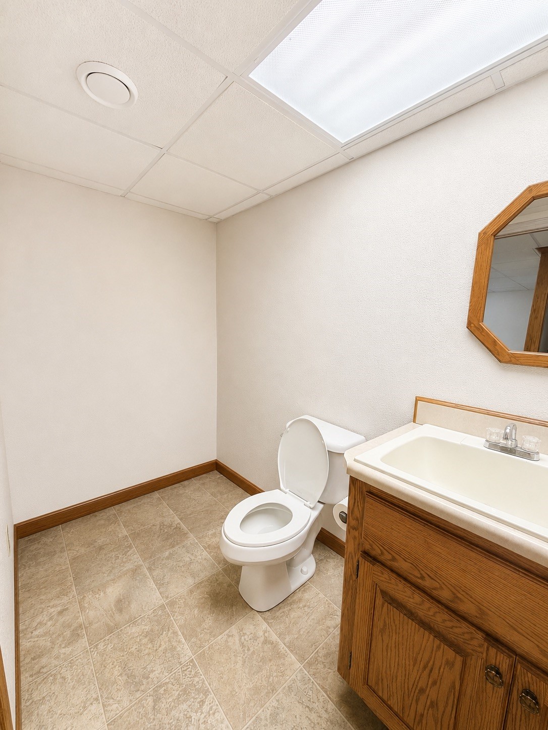 740 W 6th Street Monticello IA 52310
